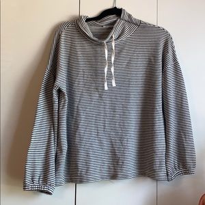 Stripped mock neck pullover